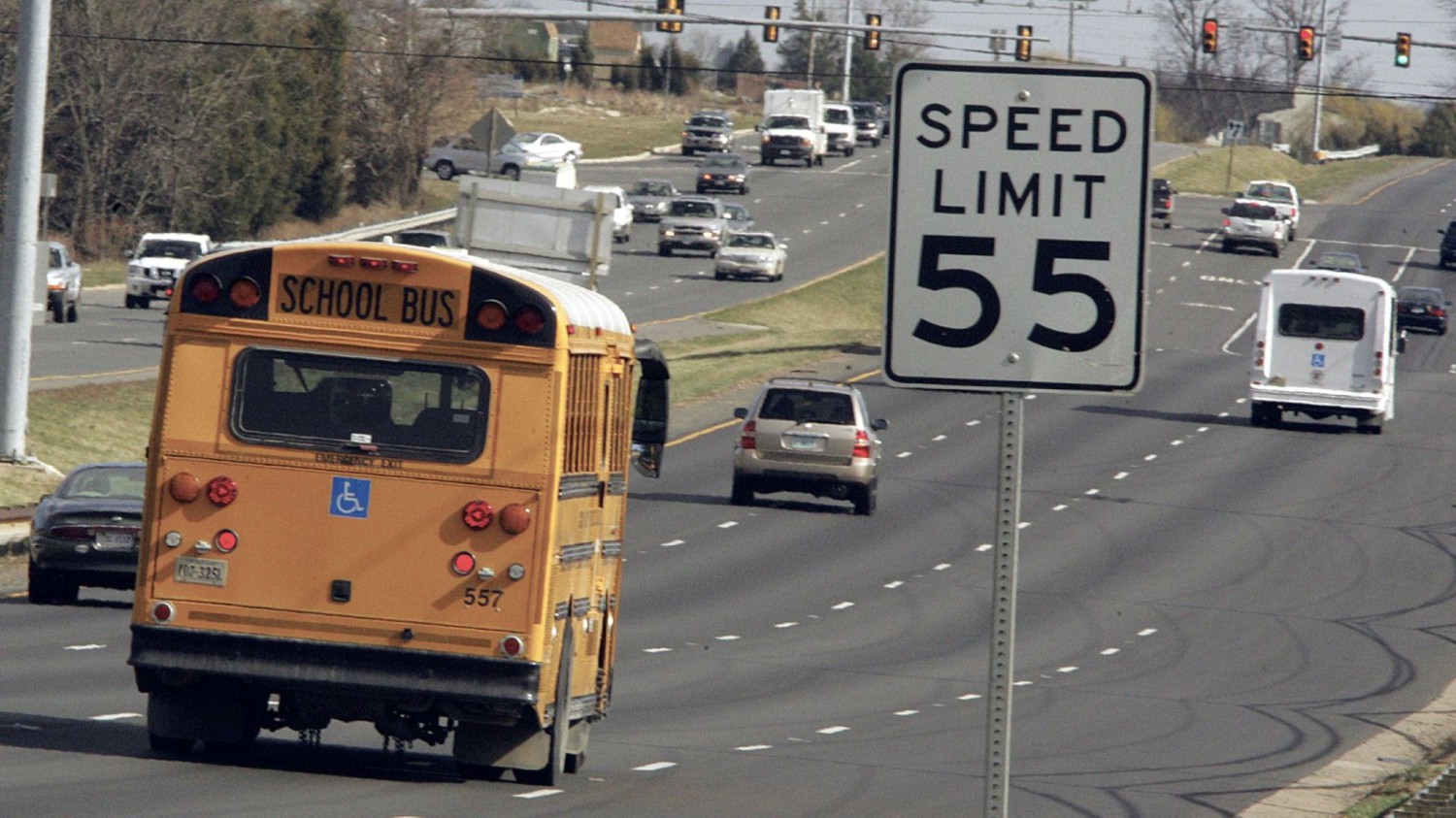 Drivers Use Their Phones More When Speeding, IIHS Says