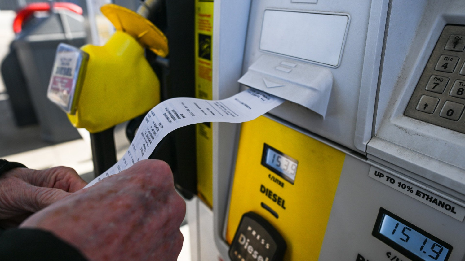 A Receipt Saved This Couple from a $7,000 Rental Car Damage Claim