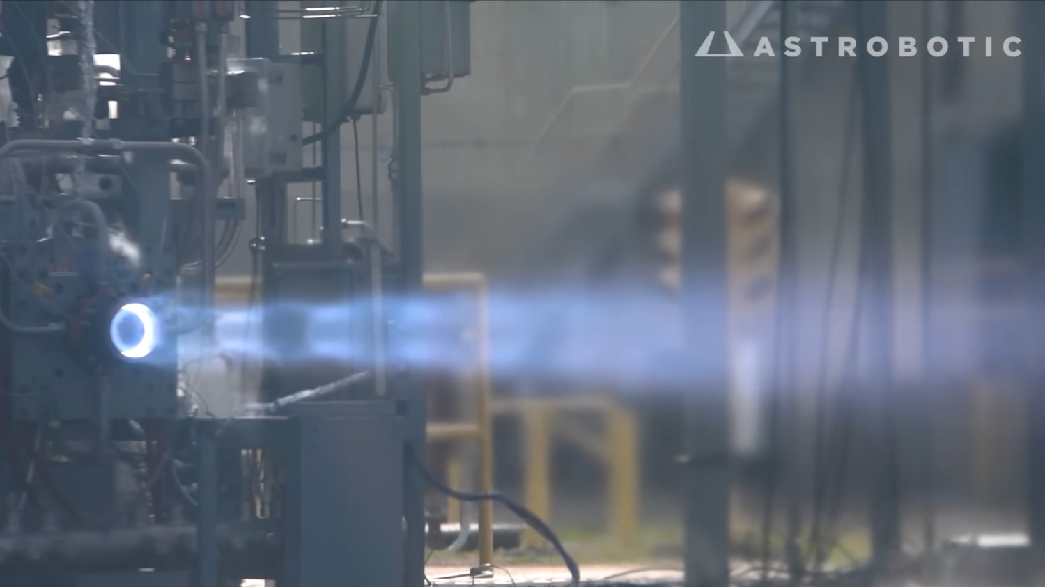Just Look at the Spiral Exhaust Flame Thrown by This Rotating Detonation Rocket Engine