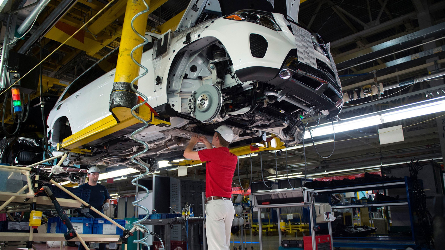 Mercedes, Mercedes Doesn’t Plan on Being Kicked Out of the US, CEO Says