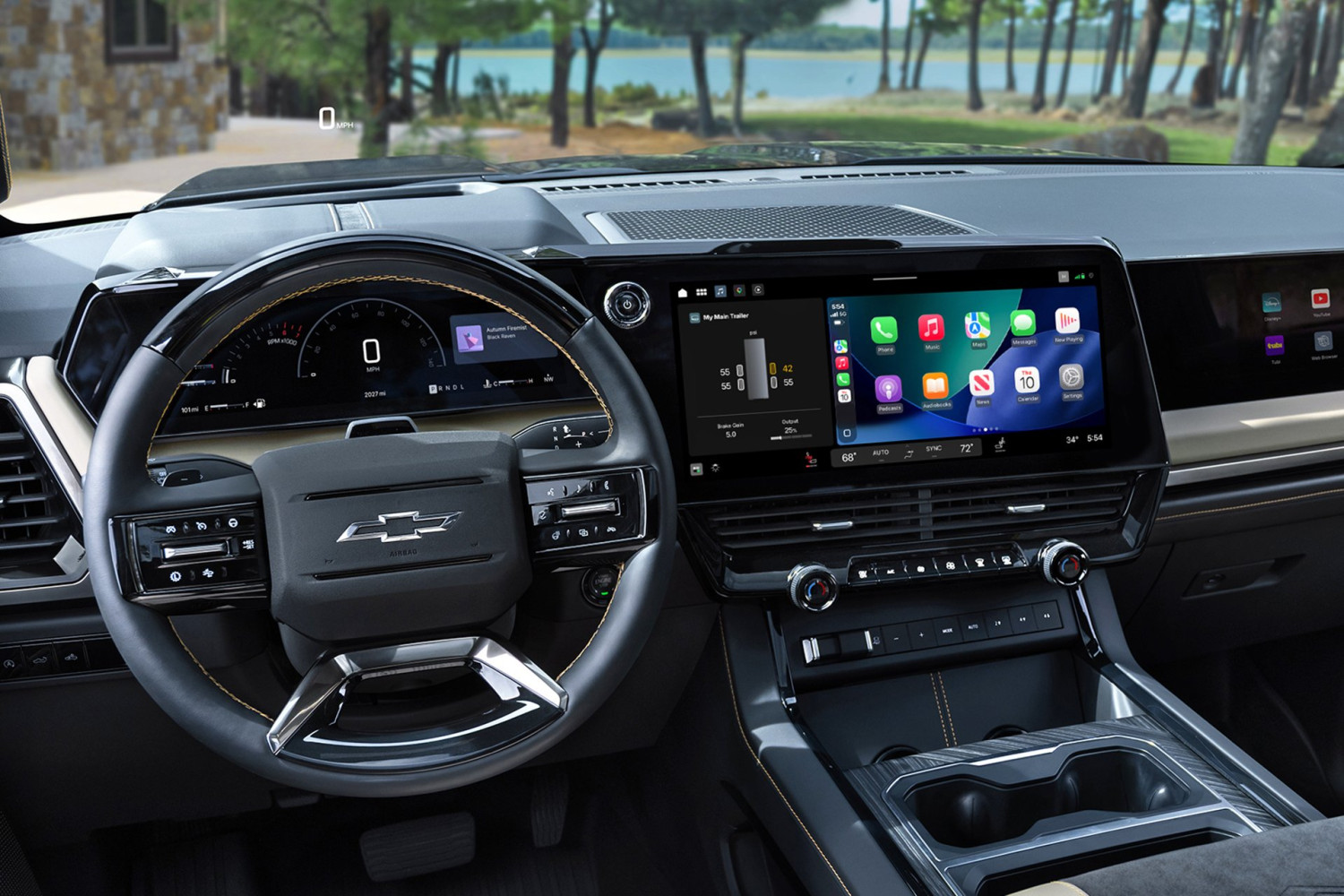 GM Finally Gave Up the Fight Against CarPlay and Android Auto: TDS