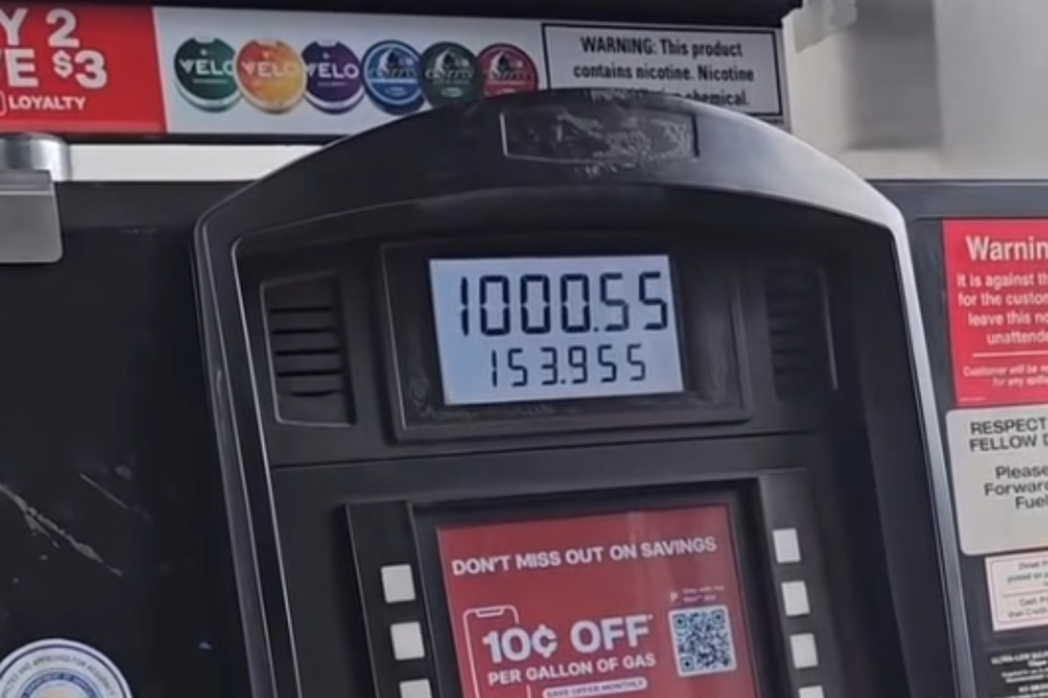 Watch a Trucker Pump $1,000 in Diesel Fuel Without Filling the Tank