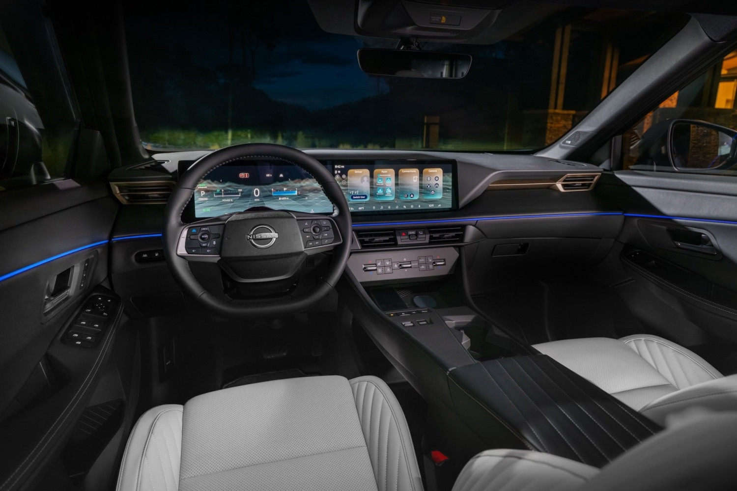 Nissan Exec Rejects Touchscreen-Only Controls, Says It’s ‘Not a Jewelry Car’