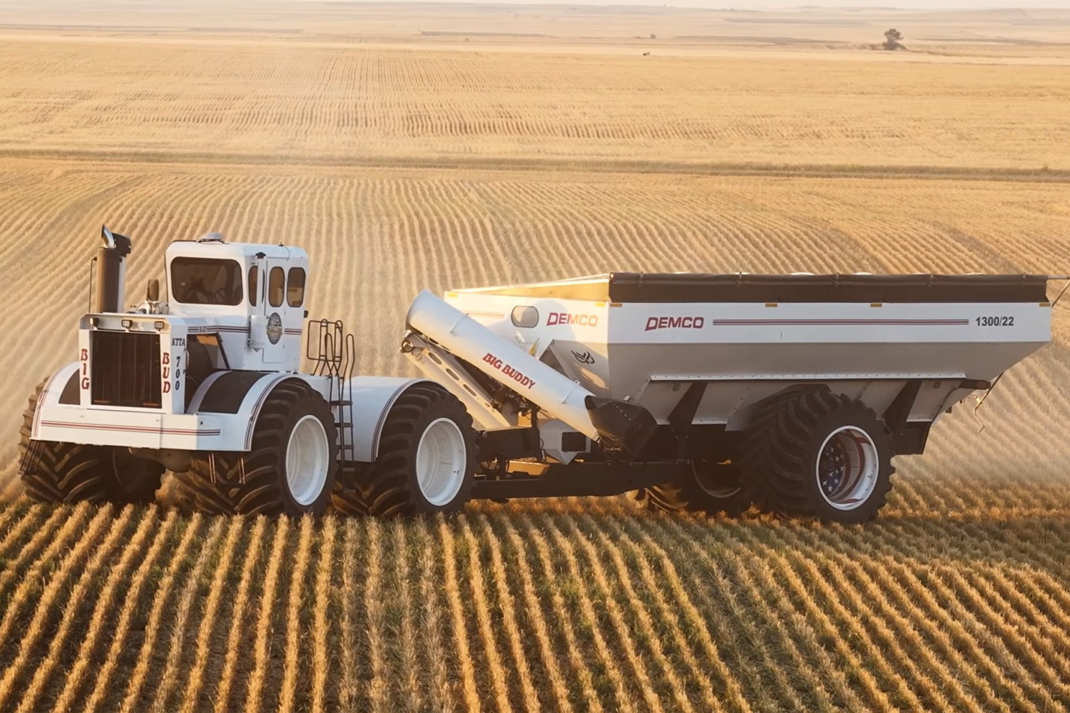 Montana Farm Revives 1977 ‘Big Bud,’ One of the World’s Largest Tractors, for Wheat Harvest