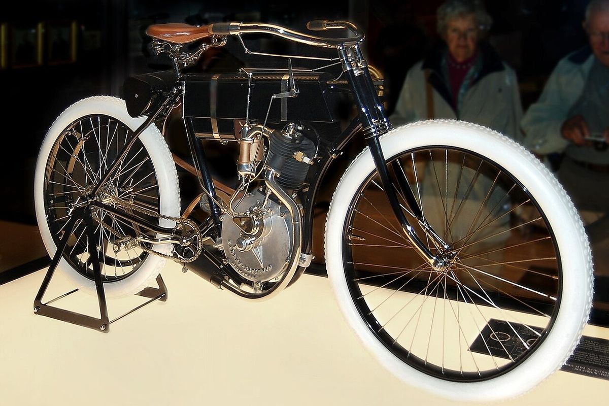 Mengenal Motor Pertama Harley-Davidson Model 1