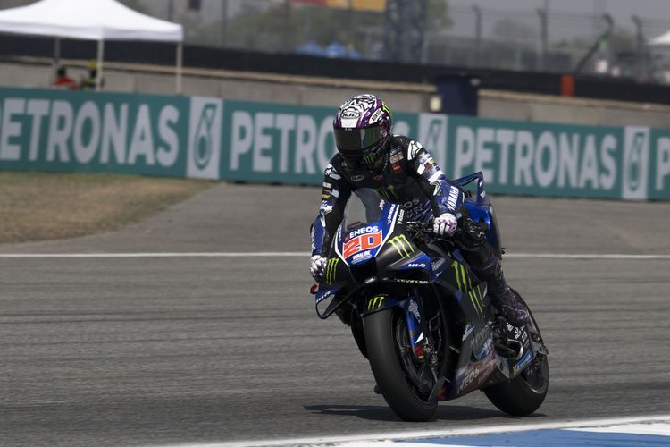 Quartararo Frustrasi, Proyek Mesin V4 Yamaha Mandek