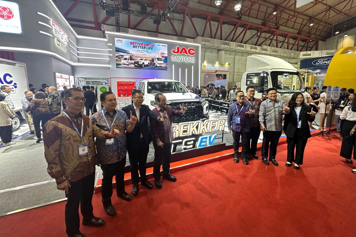 JAC Motors dan Indomobil Hadir di GIICOMVEC 2026