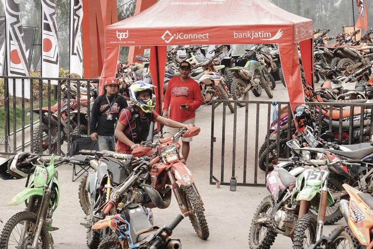 Pilihan Baru Pelumas 2-Tak untuk Motocross dan Enduro
