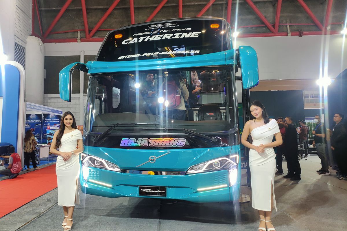 Pameran INAPA 2025 Resmi Dibuka, Banyak Kendaraan Listrik