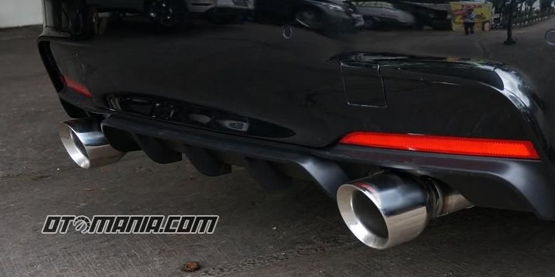 Knalpot Mobil Keluar Air Saat Mesin Dipanaskan, Normal atau Ada Masalah?