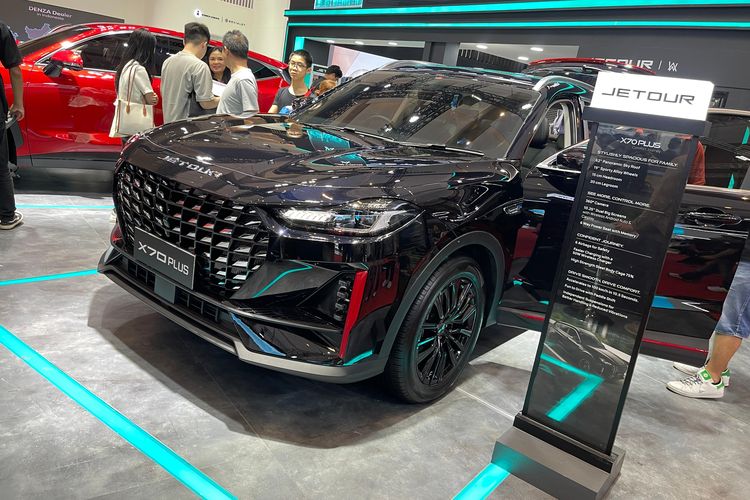 Diskon LSUV Turbo di GIIAS 2025 Tembus Ratusan Juta Rupiah