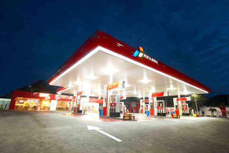 Pertalite untuk Mobil Mewah: Kenapa Toyota Alphard Dapat QR Code?