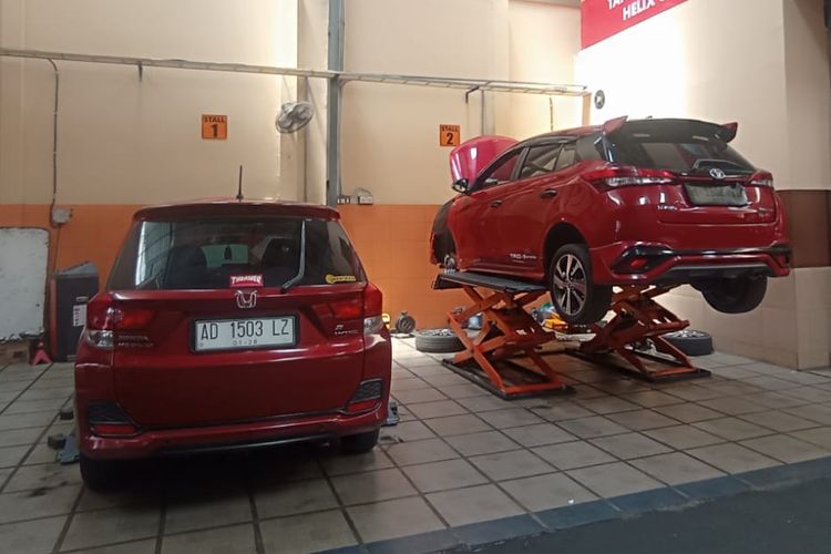 Kenali Tanda Kerusakan Suspensi Mobil Anda
