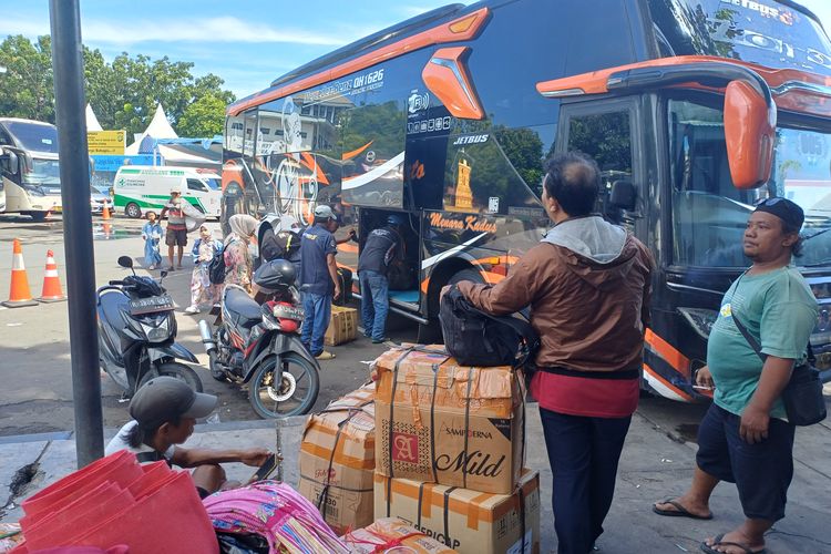 Arus Balik Lebaran 2026: Aktivitas Padat di Terminal Tanjung Priok