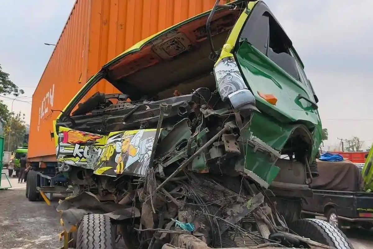 Kecelakaan Beruntun di Tol Cipularang, Waspada Truk Rem Blong