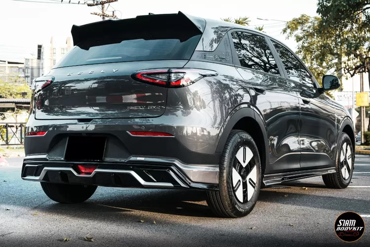 Modifikasi Geely EX2, Pakai Bodykit Thailand Jadi Lebih Sporty