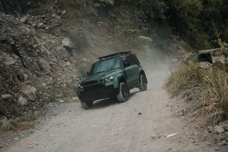 Defender Experience 2026 Tempuh 1.864 Km, Uji Kemampuan Off-Road