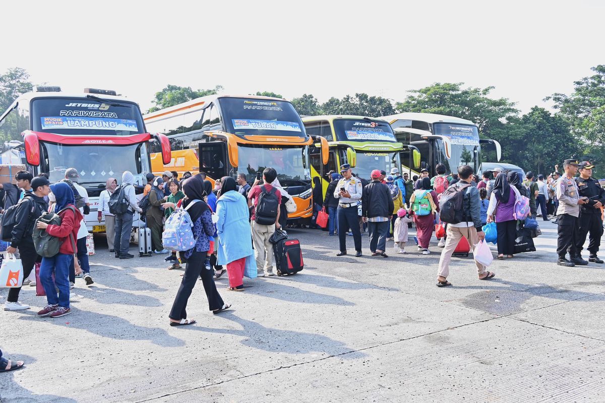 Waspada Cuaca Buruk, Kemenhub Tegaskan Keselamatan Arus Balik Lebaran