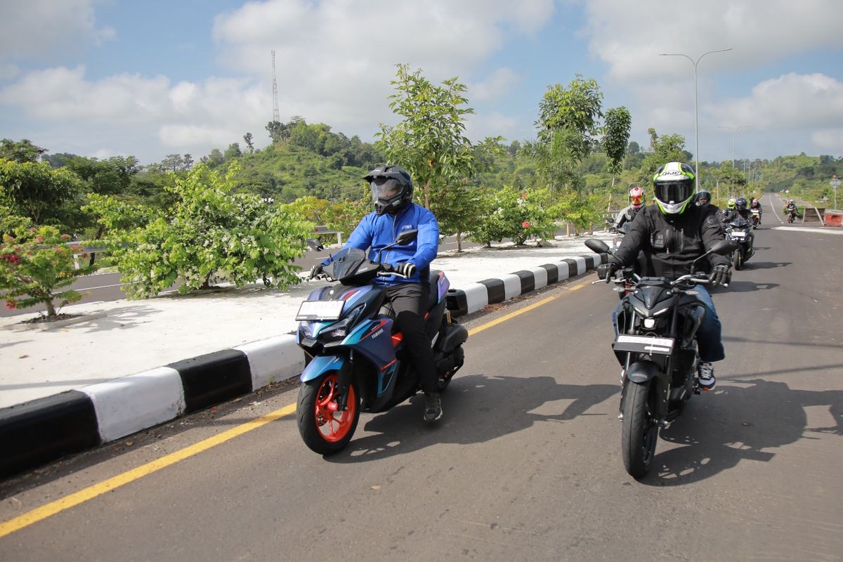 Touring, Etika Touring Aman dan Tidak Ganggu Pengguna Jalan Lain