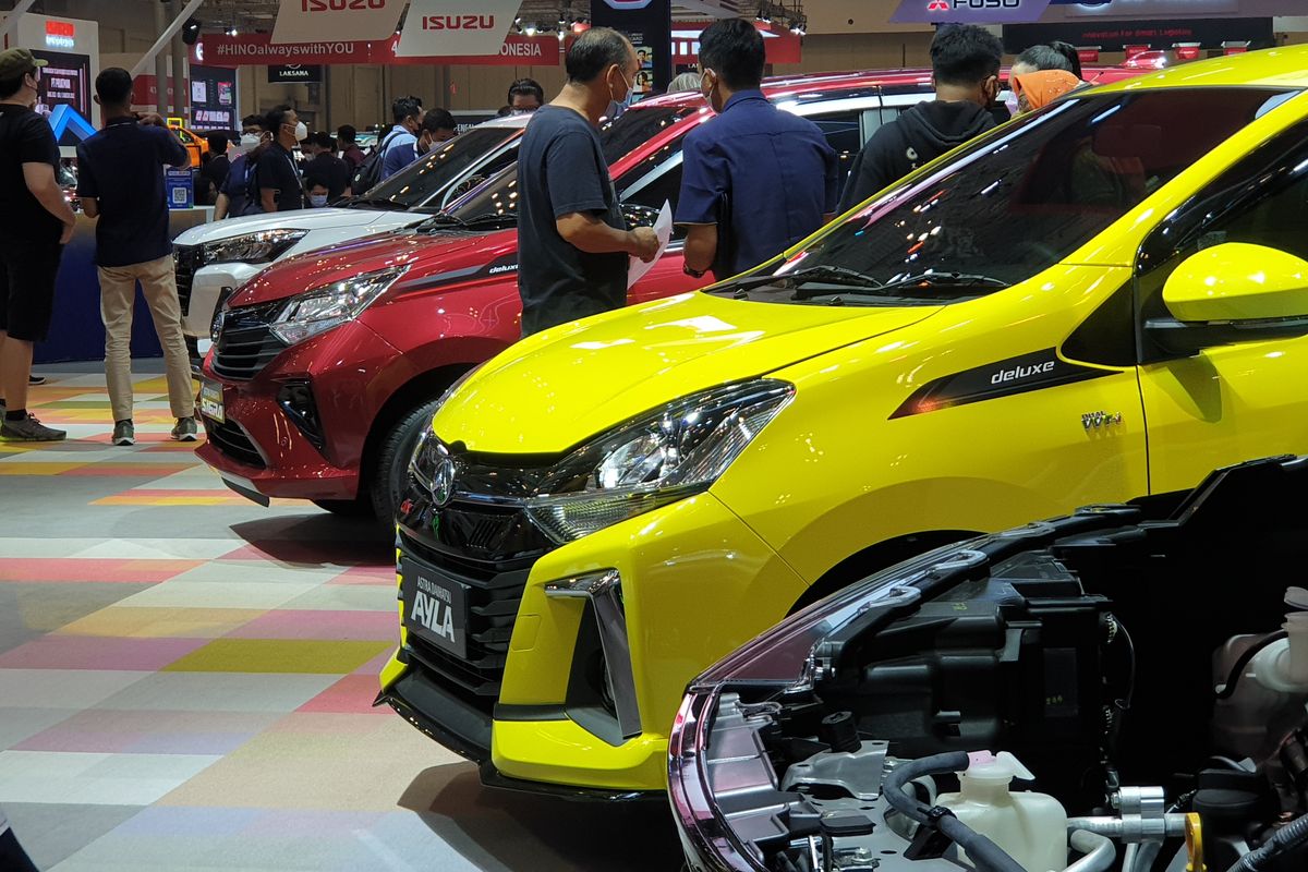 Penjualan Mobil Januari-April 2025 Melemah, Apa Penyebabnya?