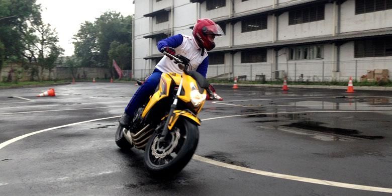 Pengguna Moge Diminta Tahan Ego dan Sesuaikan Kecepatan di Jalan Raya