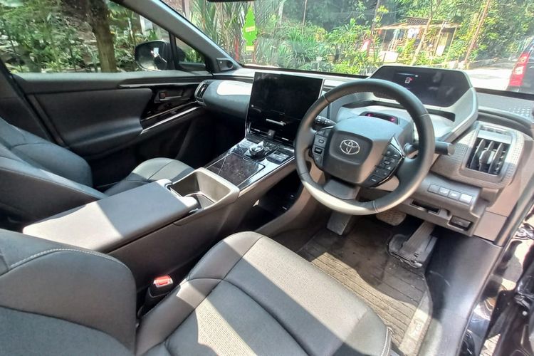 Toyota bZ4X Versi CBU Masih Dijual di Indonesia