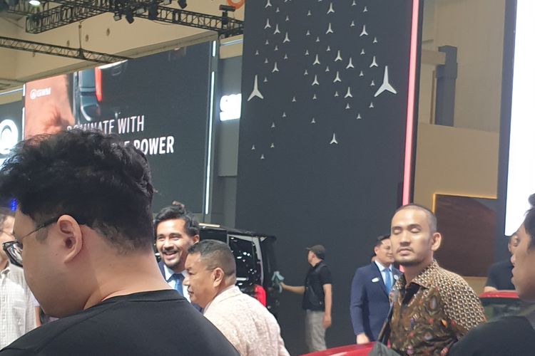 GIIAS 2025: Hotman Paris Cari Mobil Antik di Tangerang