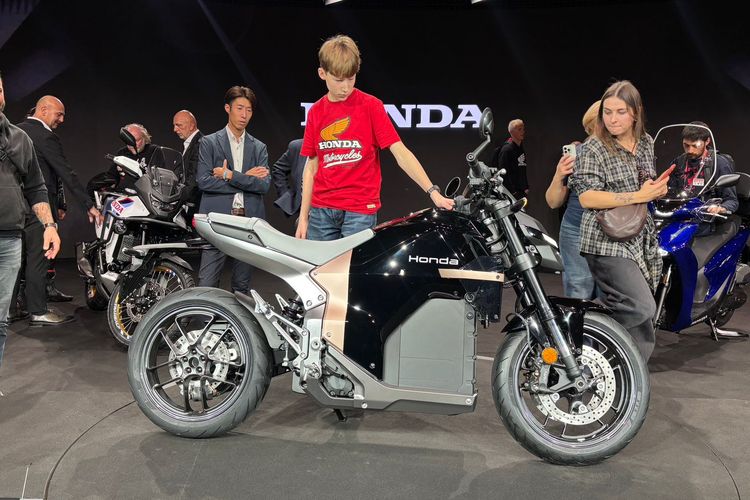 Honda WN7 Raih Motor "Best of the Best" Red Dot Award 2026