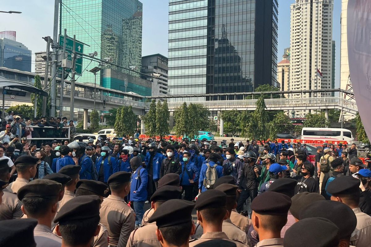 Ada Aksi Mahasiswa di Sekitar Gedung DPR, Simak Jalur Alternatif
