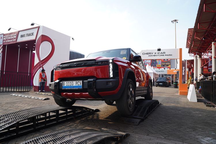 Rasakan Ketegangan di IIMS 2026, Lintasan Ekstrem untuk Chery J6