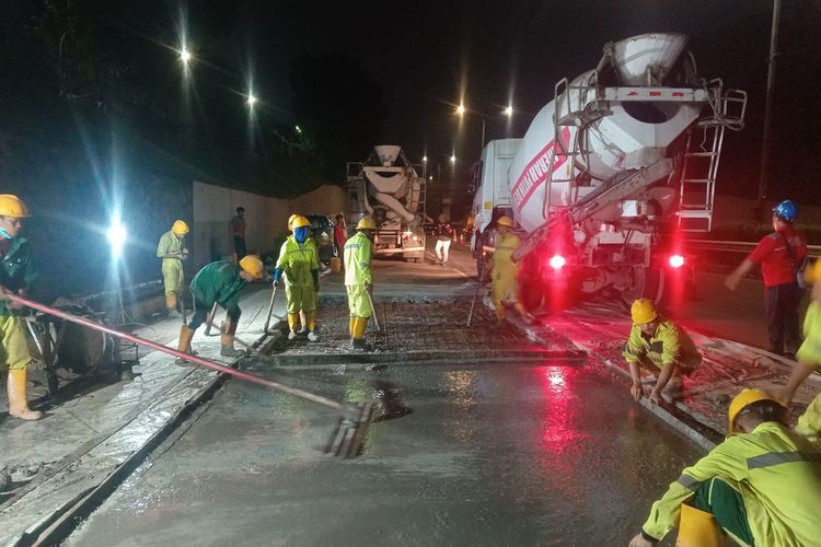 Awas Padat, Ada Pekerjaan Rekonstruksi Jalan di Tol JORR