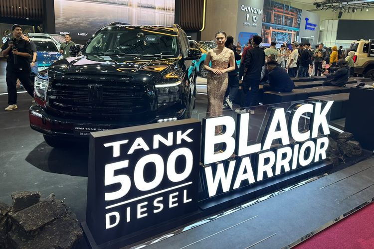Tank 500 Black Warrior dan Tank 300 Sand Beige Meluncur di GIIAS 2026