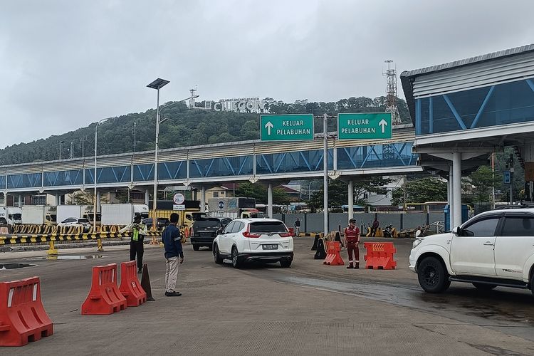 Pemudik Tujuan Sumatra Diimbau Menyeberang Siang Hari