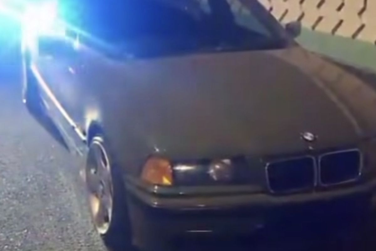 BMW yang Terparkir di JLNT Antasari Sudah Diderek, Polisi Cari Pemiliknya