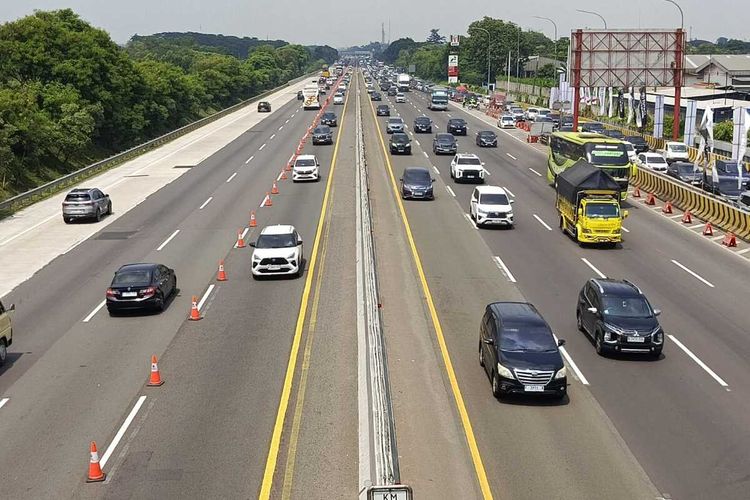 Jangan Salah, Ini Posisi Bahu Jalan Tol Saat Oneway dan Contraflow