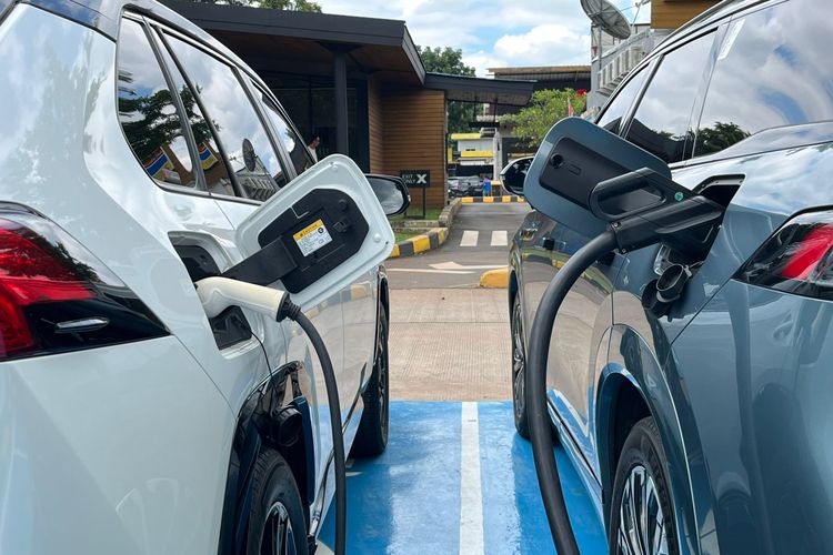 Panduan Mudik Jarak Jauh dengan Mobil Listrik Anti Mogok