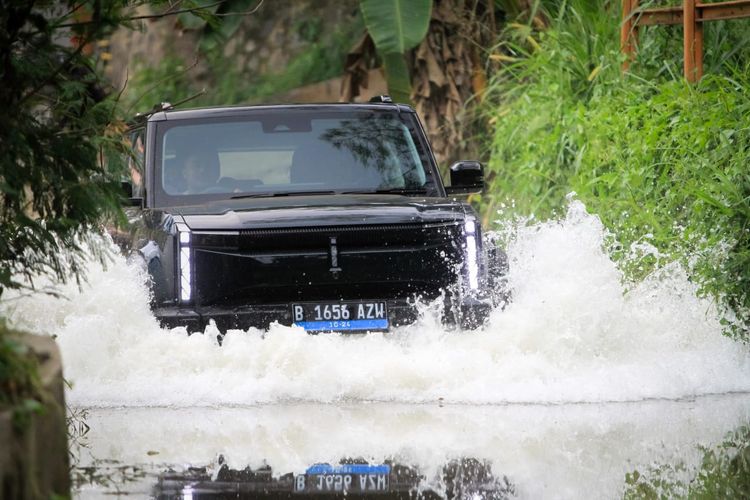 Chery Jelaskan Batas Aman J6 Terobos Banjir