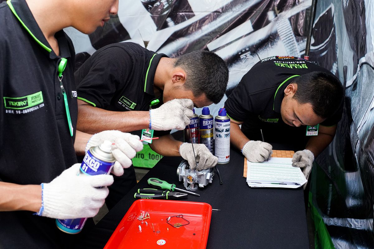 Cara Tekiro Cetak Mekanik SMK Siap Kerja