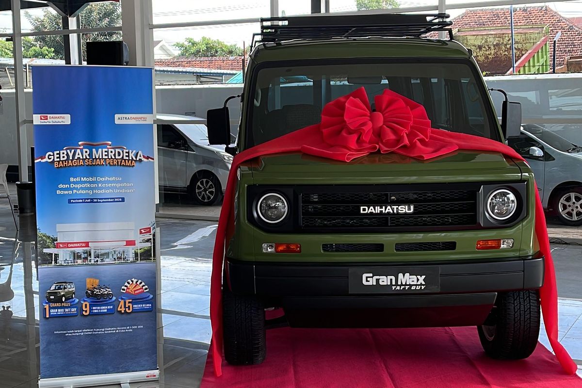 Berawal Beli Ayla, Guru Asal Lombok Timur Dapat Gran Max Modifikasi