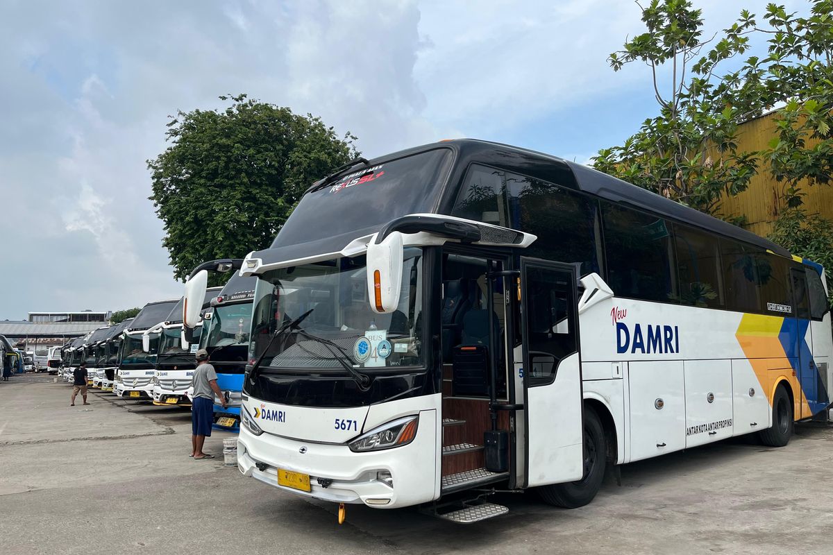 Bus DAMRI Layani 70.000 Penumpang Saat Arus Balik Lebaran