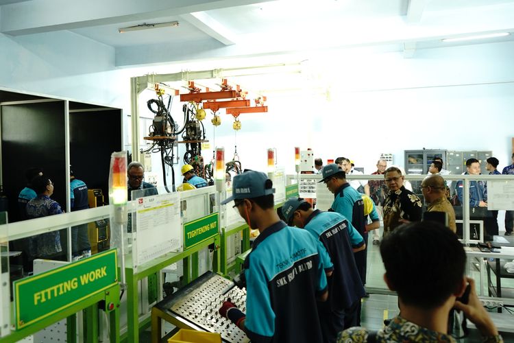 Dukung Pendidikan Vokasi, Daihatsu Raih Penghargaan Pemprov Jatim