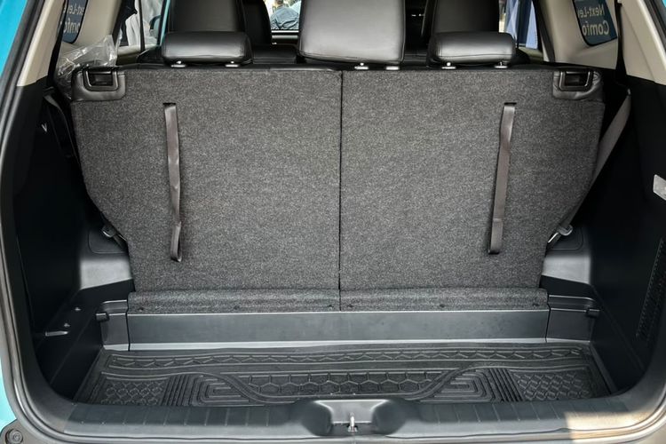 Mengenal Layanan Bluebird Prime: Taksi Premium Harga Minimalis