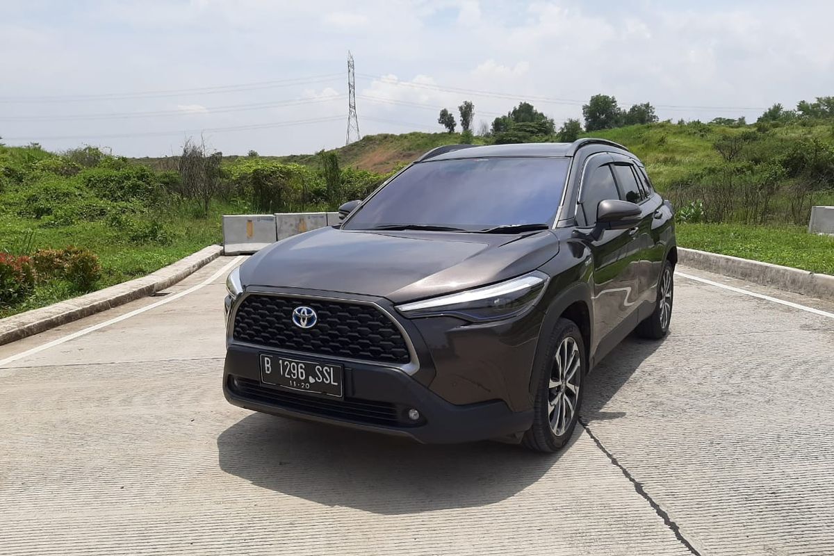 Harga Terjangkau Toyota Corolla Cross Hybrid di Pasar Bekas