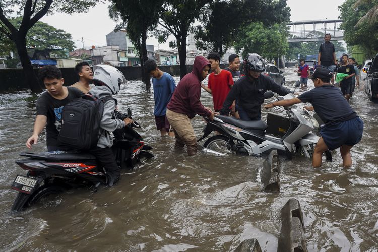Hati-hati, Beberapa Titik di Jakarta Terendam Banjir Sore Ini
