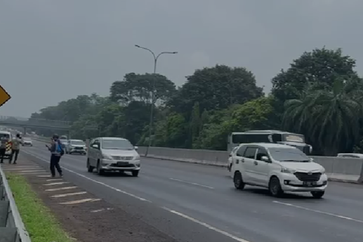 Mulai Padat, One Way Diterapkan dari Km 70 Cikampek - Km 188 Cipali