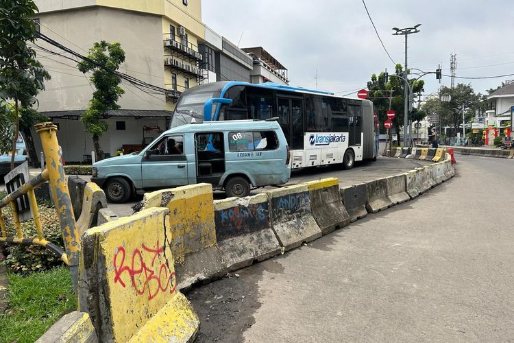 Ada Pengerjaan Jalan, Pengguna Kendaraan Diimbau Hindari Kota Tua