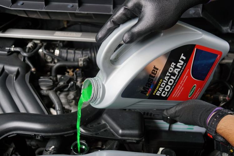 Jangan Tergiur Coolant Harga Murah, Bisa Bikin Mesin Cepat Overheat