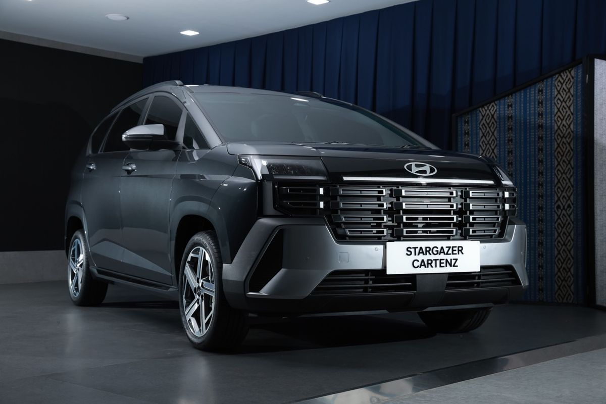 Cuaca Terik Bikin Kabin Cepat Panas, Hyundai Hadirkan Kenyamanan lewat Bluelink di STARGAZER Cartenz