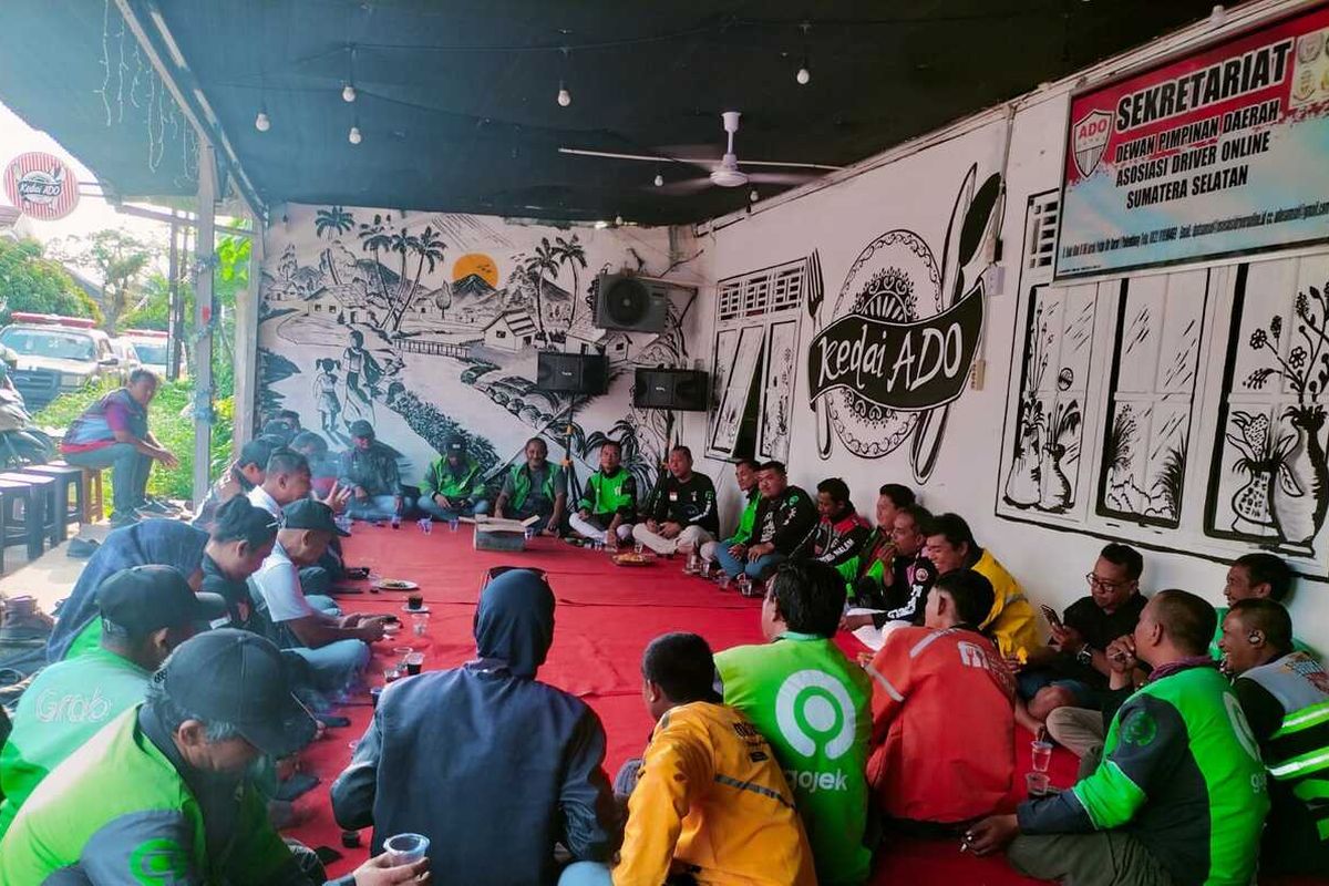 Fenomena Solidaritas Ojol: Jaring Pengaman Sosial di Jakarta