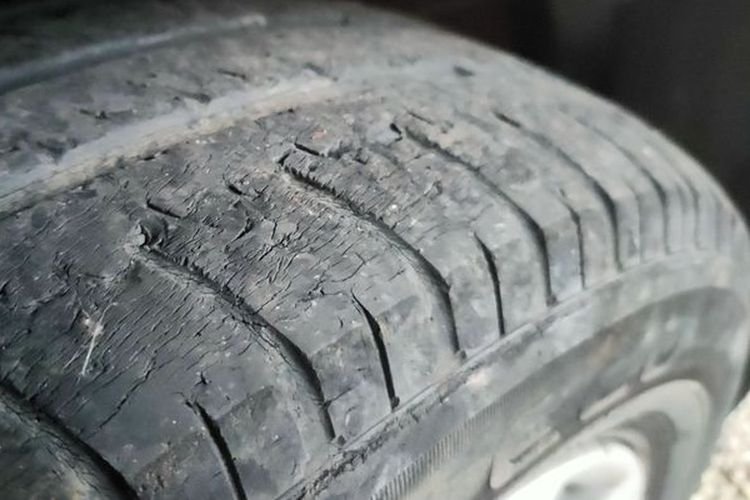 Penyebab Ban Cepat Aus: Gaya Berkendara hingga Tekanan Angin